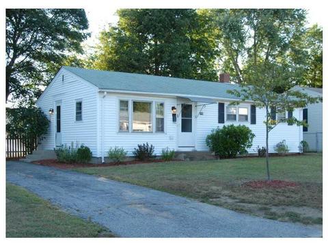 105 White Ave, Warwick, RI 02886 photo 3