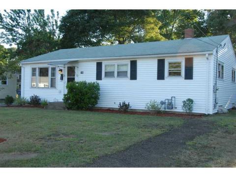 105 White Ave, Warwick, RI 02886 photo 2