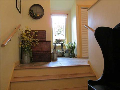 160 Everleth Ave, Warwick, RI 02888 photo 11