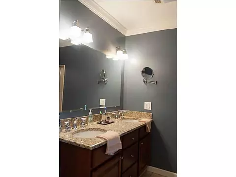7 Lambert Ln, Warren, RI 02885 photo 11