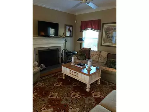 7 Lambert Ln, Warren, RI 02885 photo 16
