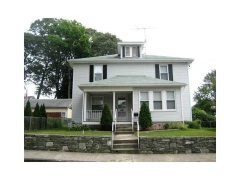 248 Orchard St, Woonsocket, RI 02895 photo 2