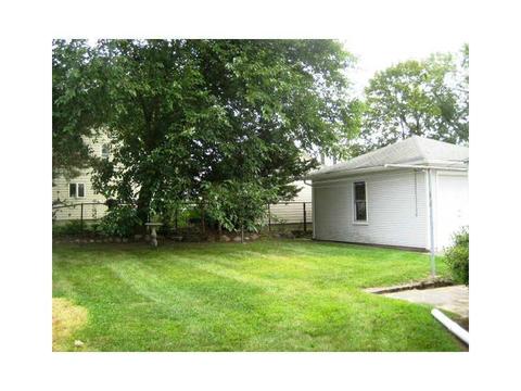 248 Orchard St, Woonsocket, RI 02895 photo 3