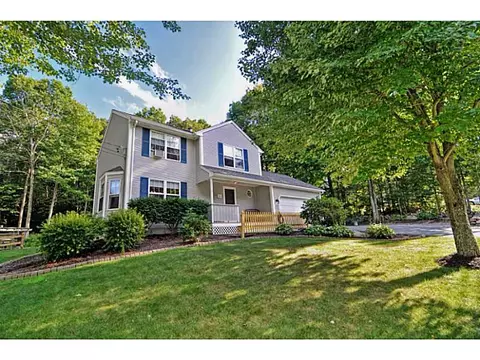 62 Corrie Ln, Mapleville, RI 02839 photo 1