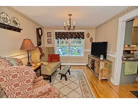 62 Corrie Ln, Mapleville, RI 02839 photo 6