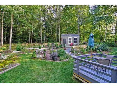 62 Corrie Ln, Mapleville, RI 02839 photo 17