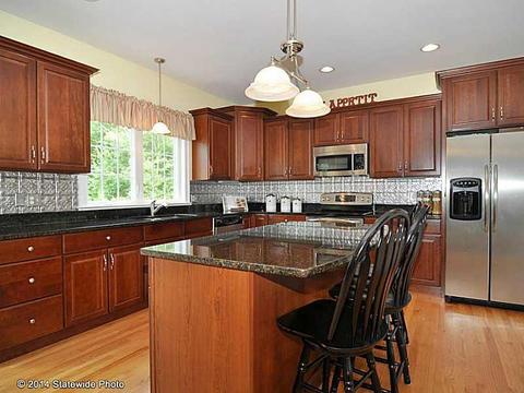 6 Bellmare Rd, Coventry, RI 02816 photo 5