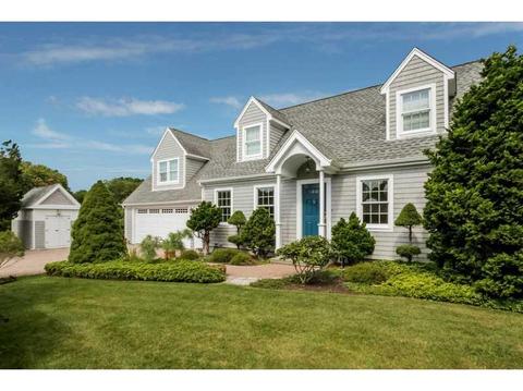 2 Windward Dr, Westerly, RI 02891 photo 1