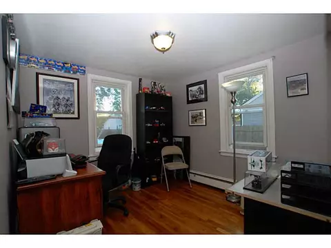 86 Vera St, Warwick, RI 02886 photo 15