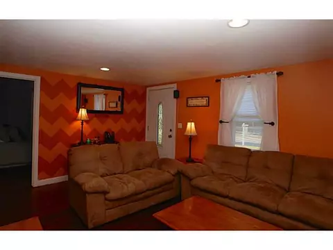 86 Vera St, Warwick, RI 02886 photo 10