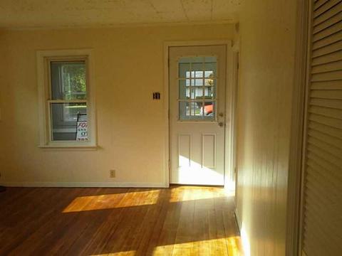 18 Holt St, Warwick, RI 02889 photo 2