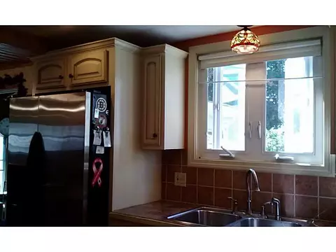 19 Beacon St, Fall River, MA 02721 photo 5