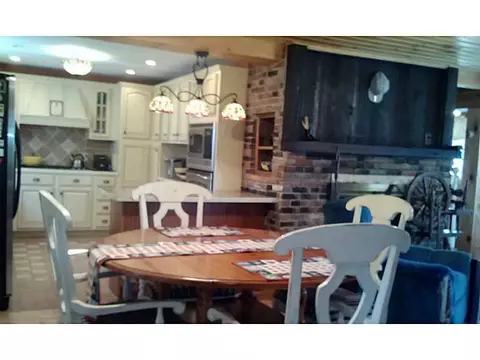 19 Beacon St, Fall River, MA 02721 photo 3