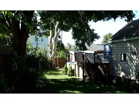 19 Beacon St, Fall River, MA 02721 photo 12