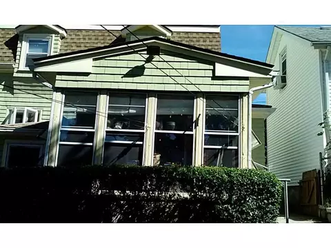 19 Beacon St, Fall River, MA 02721 photo 13