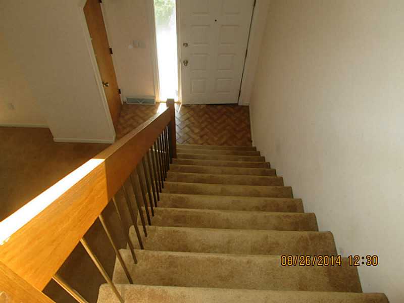 305 Scituate Ave, Cranston, RI 02921 photo 10