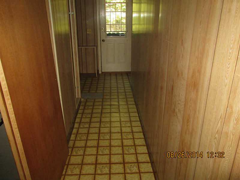 305 Scituate Ave, Cranston, RI 02921 photo 14