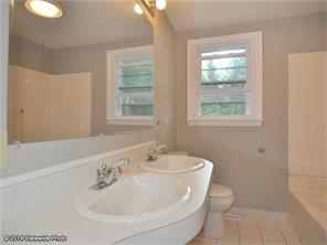 132 Tanner Ave, Warwick, RI 02886 photo 25