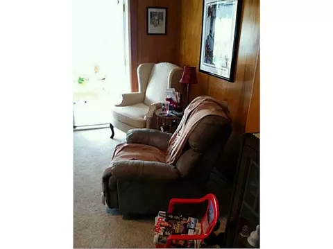 69 Knight St, Woonsocket, RI 02895 photo 4