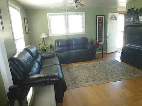 88 Madeleine Ave, Woonsocket, RI 02895 photo 6
