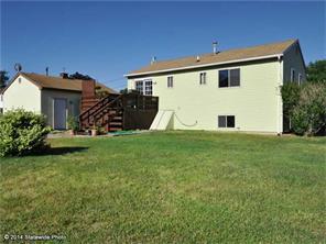 27 Spencer Dr, Westerly, RI 02891 photo 4