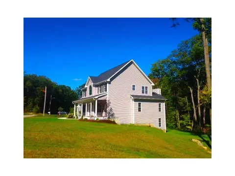 59 Bourque Rd, Cumberland, RI 02864 photo 3