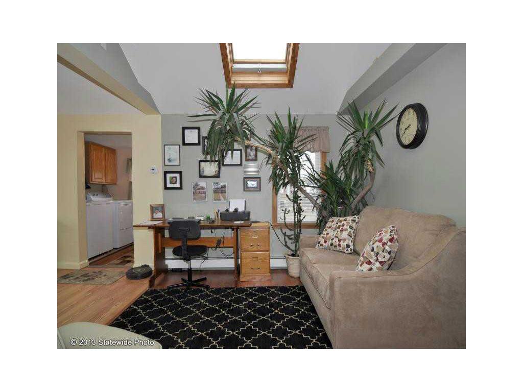 6 Huron St, Warwick, RI 02889 photo 16