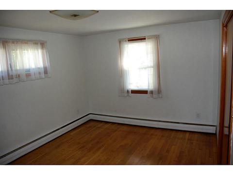 108 Angell St, Woonsocket, RI 02895 photo 13