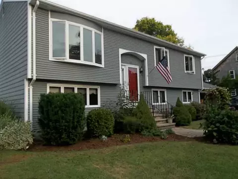 12 Lighthouse Ln, Warwick, RI 02889 photo 16