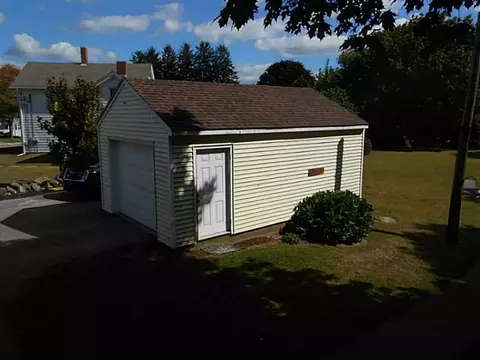 27 Tower St, Westerly, RI 02891 photo 17