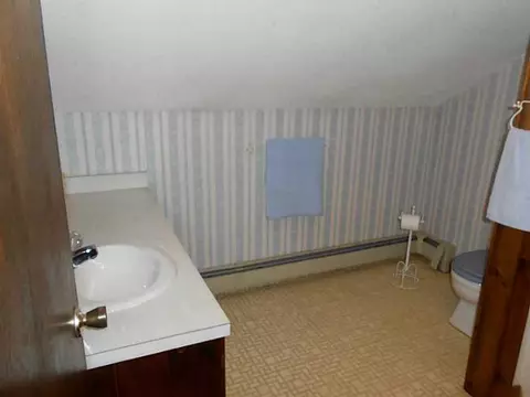 27 Tower St, Westerly, RI 02891 photo 10