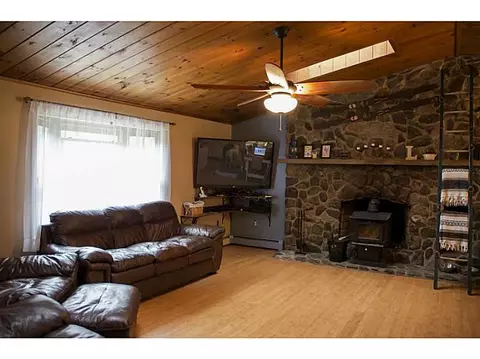 67 Angell Rd, Glocester, RI 02814 photo 4