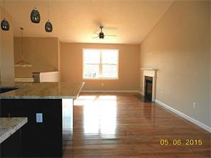 130 Danielle Dr, Woonsocket, RI 02895 photo 4