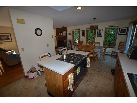 20 Pickering Dr, Westerly, RI 02891 photo 13