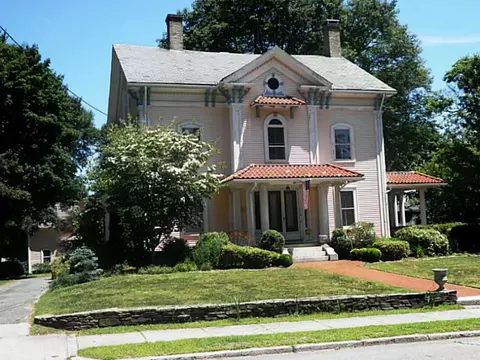 219 Prospect St, Woonsocket, RI 02895 photo 2