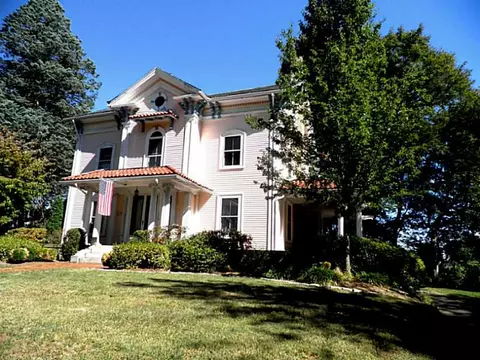 219 Prospect St, Woonsocket, RI 02895 photo 23
