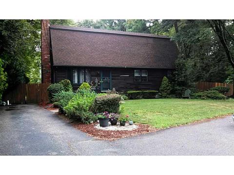 3 Faroe Ct, Warwick, RI 02889 photo 2