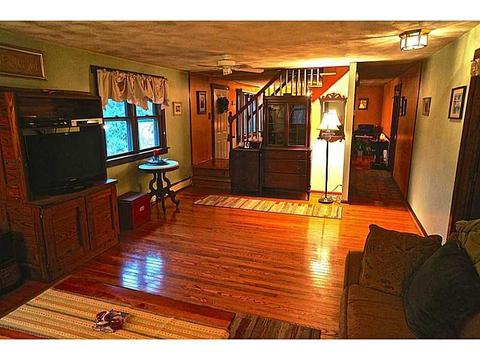 3 Faroe Ct, Warwick, RI 02889 photo 9