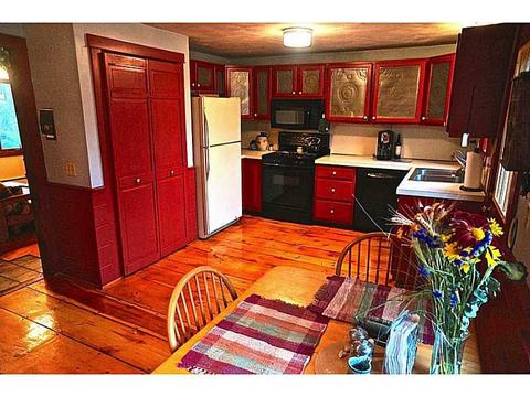 3 Faroe Ct, Warwick, RI 02889 photo 4