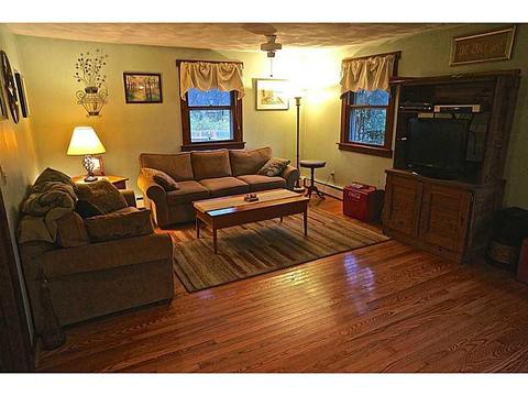 3 Faroe Ct, Warwick, RI 02889 photo 8