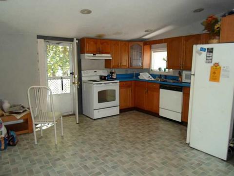 232 Church St, Woonsocket, RI 02895 photo 4
