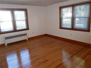 271 Pierce Ave, Warwick, RI 02888 photo 14