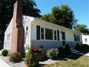 271 Pierce Ave, Warwick, RI 02888 photo 1