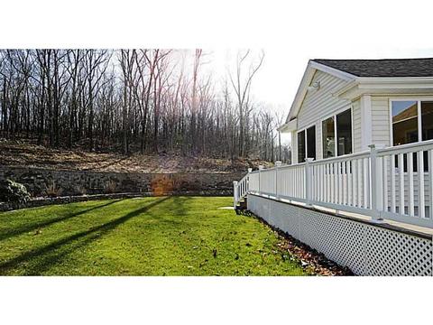 82 Gauthier Dr, Woonsocket, RI 02895 photo 4