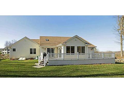82 Gauthier Dr, Woonsocket, RI 02895 photo 2