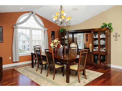 82 Gauthier Dr, Woonsocket, RI 02895 photo 10