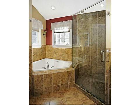 82 Gauthier Dr, Woonsocket, RI 02895 photo 20