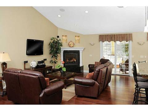 82 Gauthier Dr, Woonsocket, RI 02895 photo 12