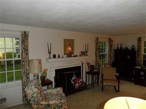 141 Timberline Rd, Warwick, RI 02886 photo 8