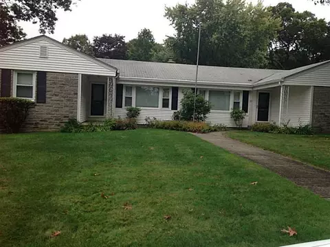 64 Rutherford Ave, Warwick, RI 02886 photo 1